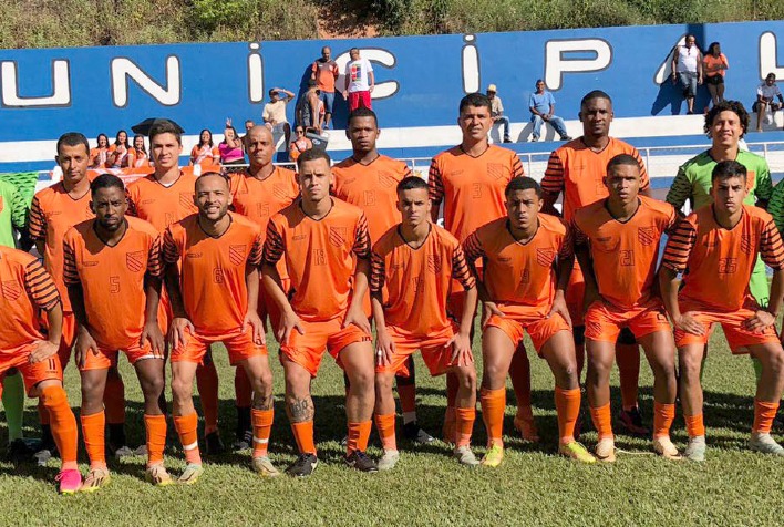 Barrinha vence nos pênaltis e está nas semifinais do Regional de Canaã