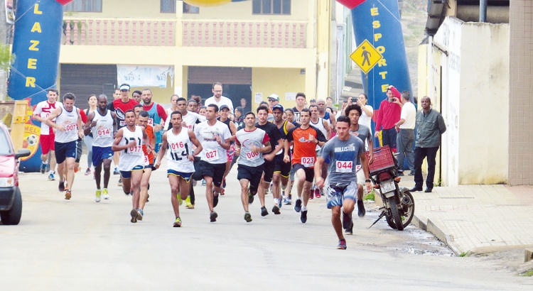 Corrida reúne atletas na Festa de Santa Clara