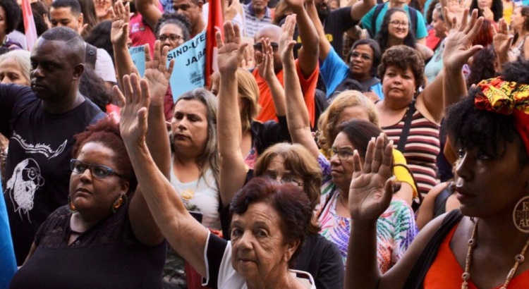 A pergunta que precisa ser respondida: Vai ter aula amanhã e nos demais dias desta semana?